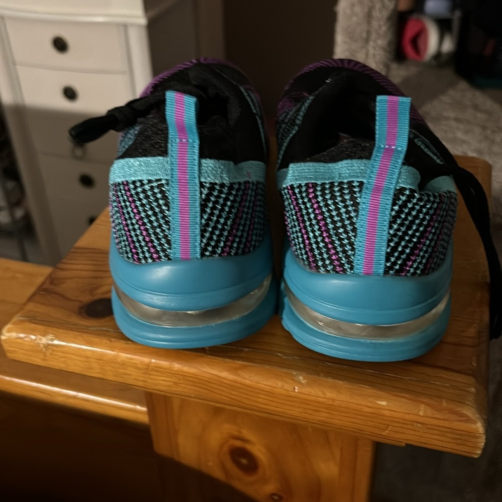 Shein Fashion Professional Skateboard Sneakers - Picture 3 of 8